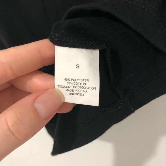 PacSun LA Hearts I Give Zero F’s Black Crop Top - Picture 5 of 6